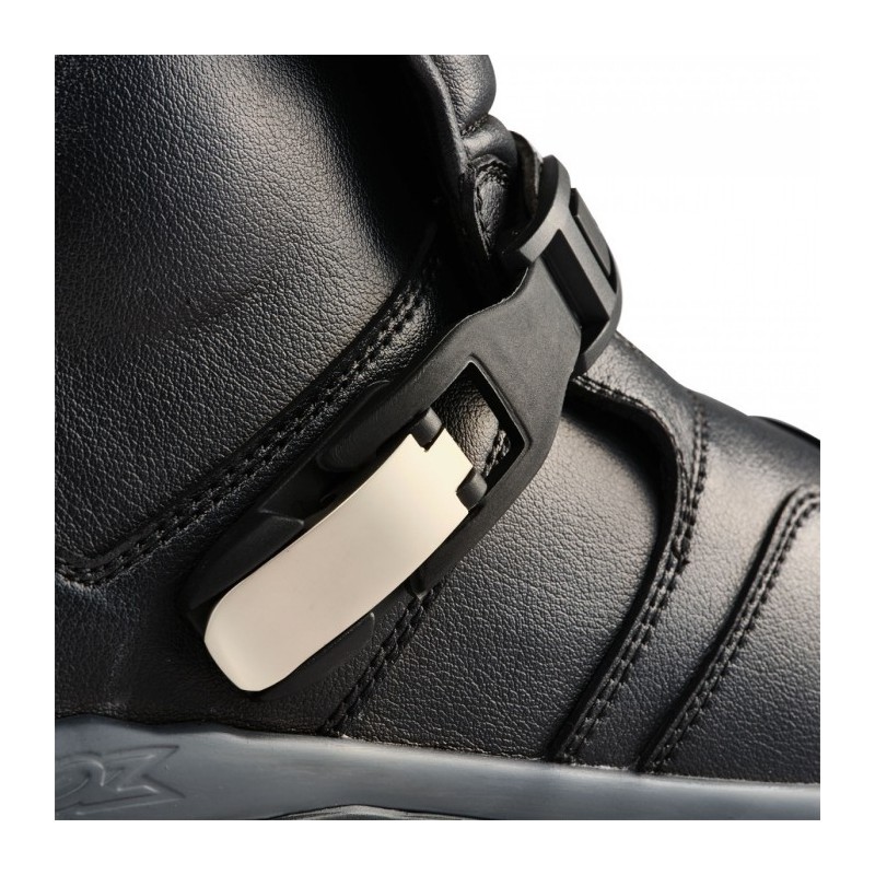 FüSPORT Simpson x Motoz Black maat 46