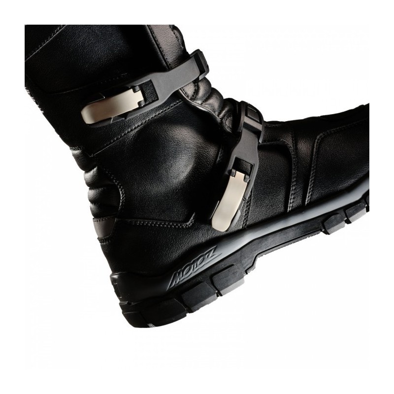 FüSPORT Simpson x Motoz Black maat 46